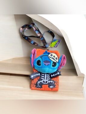NEW Lilo & Stitch Disney Stitch Halloween Plush Lanyard & Pouch Skeleton Ghost